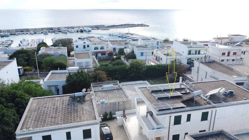 Ferienwohnung für 5 Personen, mit Balkon und Terrasse sowie Garten und Ausblick in Torre Vado