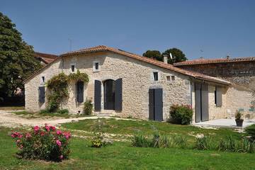 Gîte pour 6 personnes, avec jardin et terrasse à Saint-Martin-de-Fressengeas