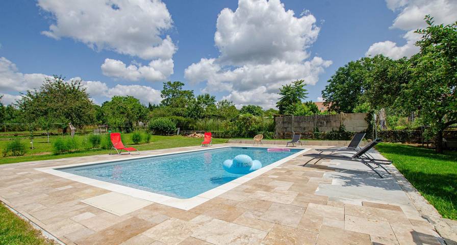 Gîte pour 2 personnes, avec piscine dans Villenauxe-la-Grande - 2