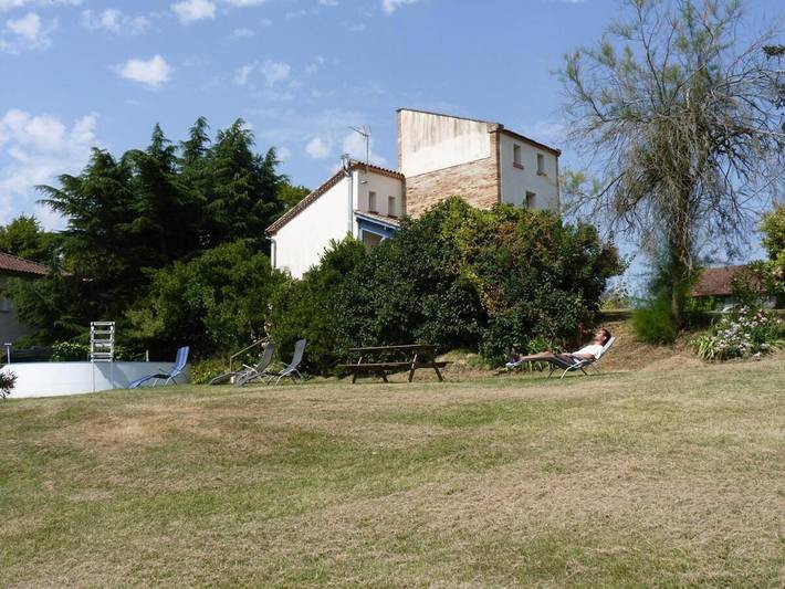 Location de vacances pour 6 personnes, avec jardin ainsi que piscine et vue à Durfort-Lacapelette - 3