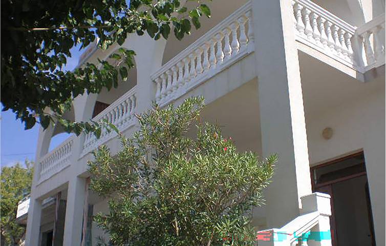 Ferienwohnung für 2 Personen, mit Terrasse in Sveti Juraj