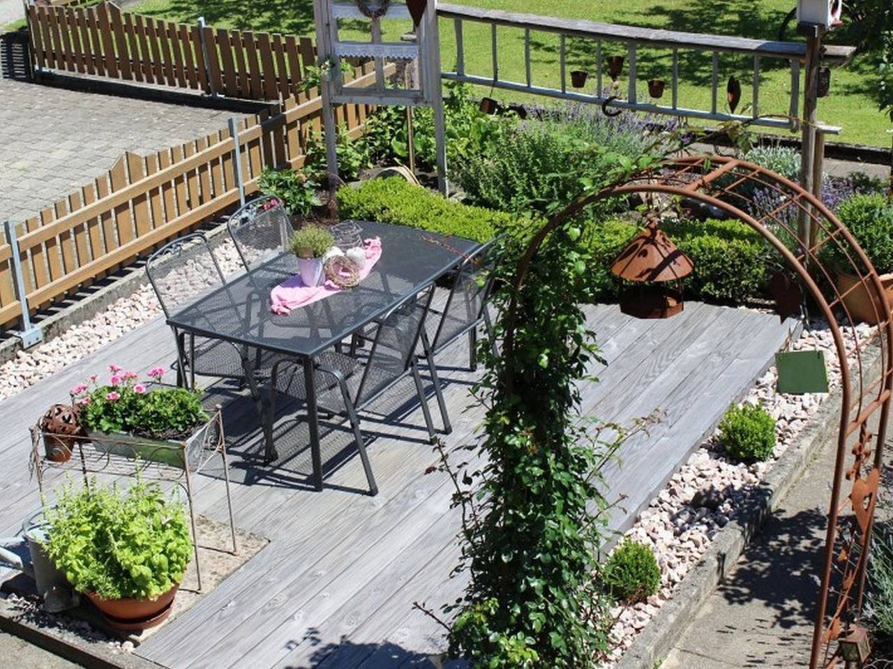 Appartement 'Neumeyer' met Uitzicht op de Bergen, Gedeelde Tuin en Wi-Fi, foto 13