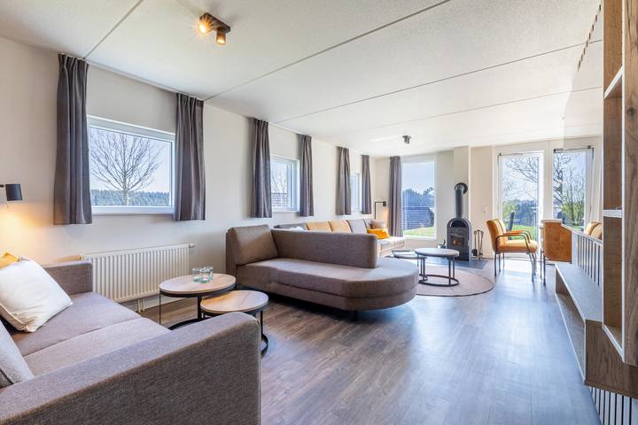 Ferienhaus für 12 Personen, mit Terrasse und Balkon/Terrasse in Nordrhein-Westfalen - 4