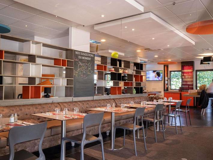 Hôtel pour 4 personnes, avec jardin à Alixan - 4