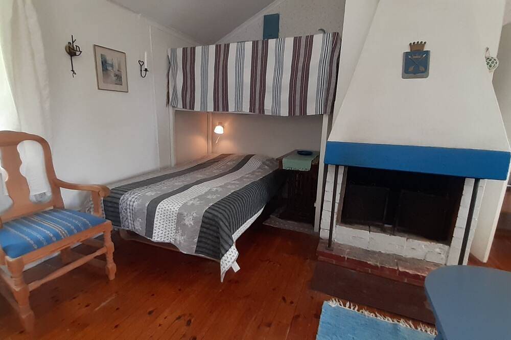 Dala cottage with stunning views near forest and lake in Falun, Dalarna