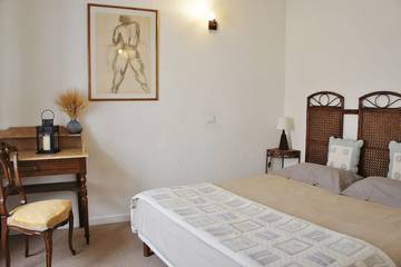 Appartement De Vacances pour 4 Personnes dans L'Isle-sur-la-Sorgue, Provence, Photo 2