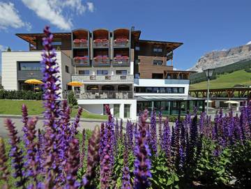 Hotel für 2 Personen, mit Garten und Whirlpool in La Villa