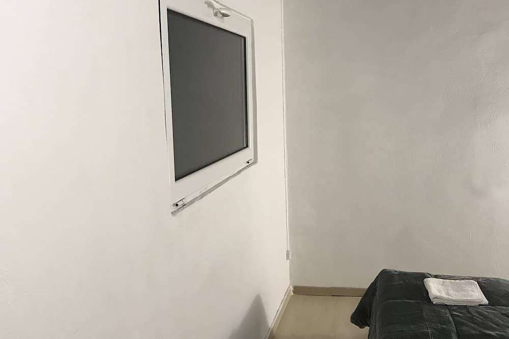 Apartamento inteiro, Residência em estilo de fábrica in Seção oeste de Atenas, Atenas