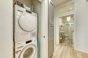 Vacation Apartment for 4 Guests in Portland (ME), Maine, Picture 2