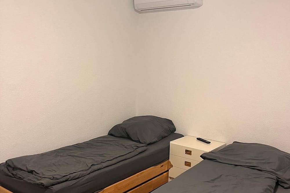 Ganze Wohnung, Nr 2  Eg 3 Zkb für Firmen und Familien in Vellmar, Hessisches Bergland