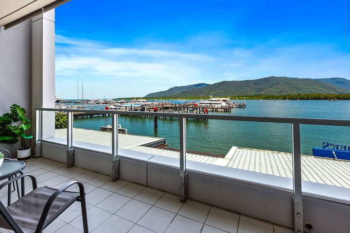 Vacation rental for 2 people, with terrace in Australia