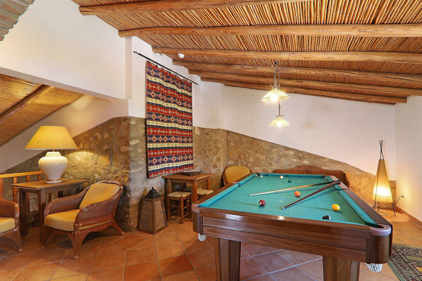 Casa de Campo "Quinta Matias" com vista para a montanha, piscina e Wi-Fi in Boliqueime, Distrito de Faro