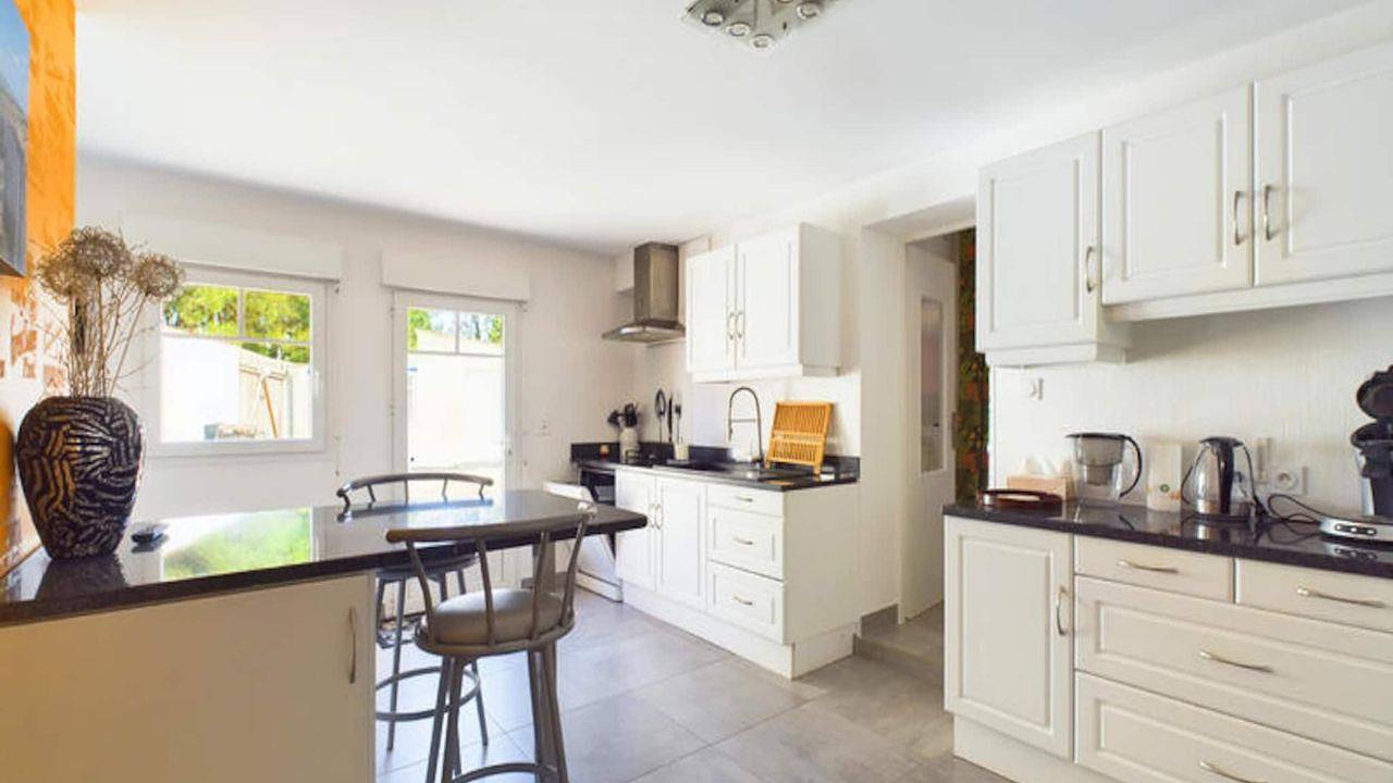 Entire holiday apartment, Ferienwohnung für 9 Personen (132 m²) in La Raffinière in Brem-sur-Mer, Loire Valley