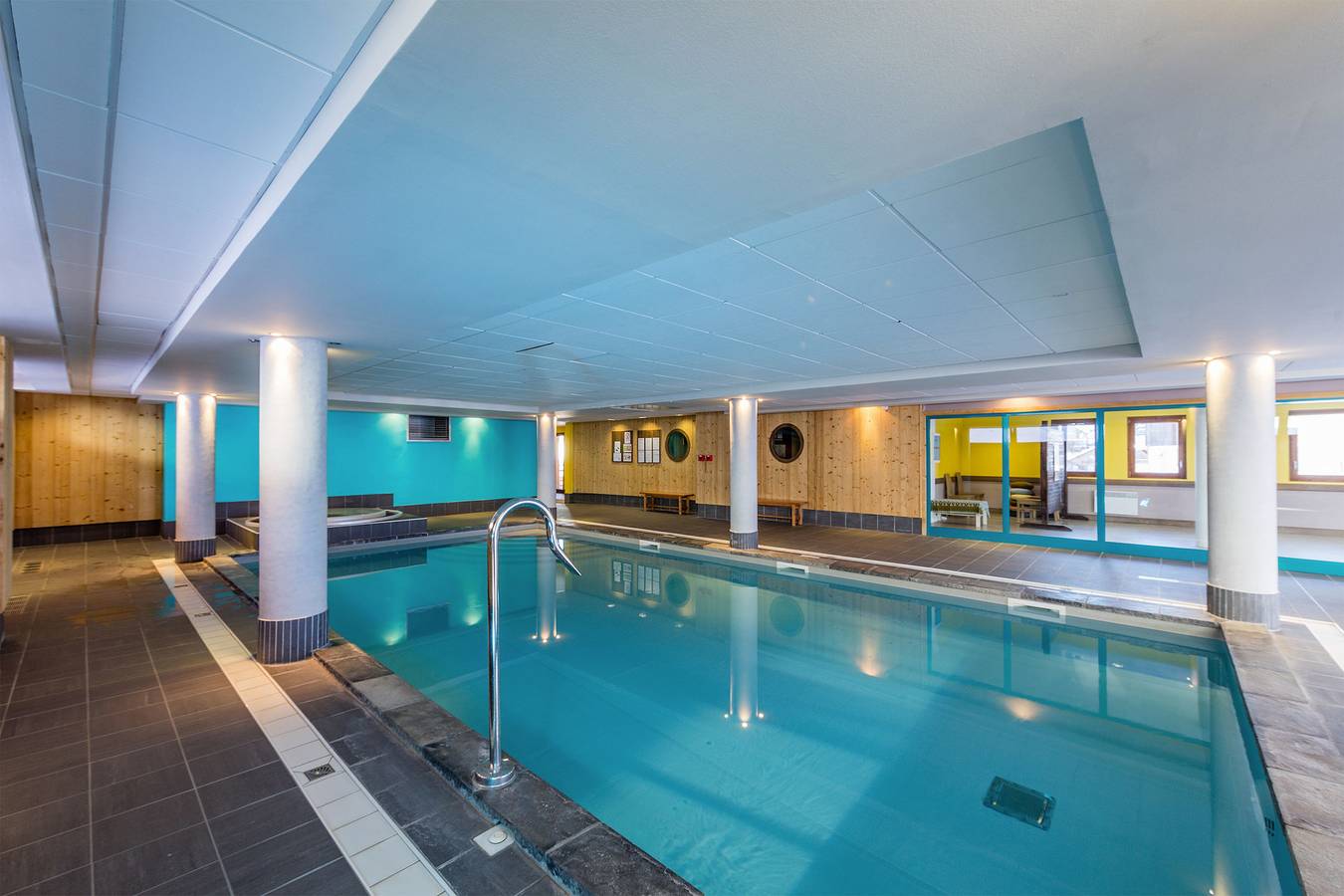 Entire studio, Résidence Deneb - Studio for 3 people for disabled in Station de Risoul, Risoul