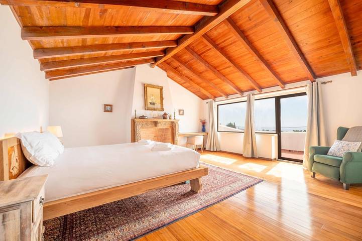 Location de vacances pour 10 personnes, avec balcon et jardin dans Colares - 4