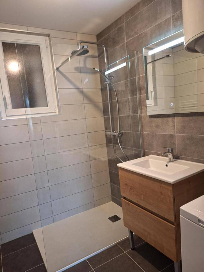 Gîte pour 4 personnes, avec jardin et balcon à Saint-Cyr-les-Vignes - 3