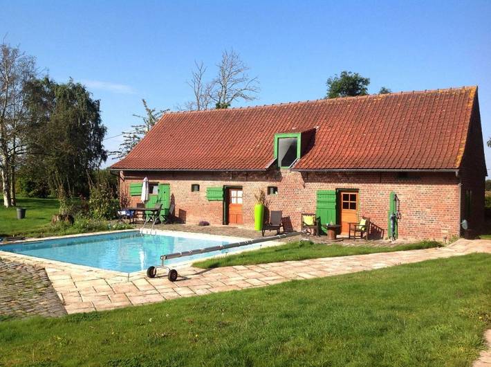 Gîte pour 9 personnes, avec vue et jardin, animaux acceptés à Wormhout