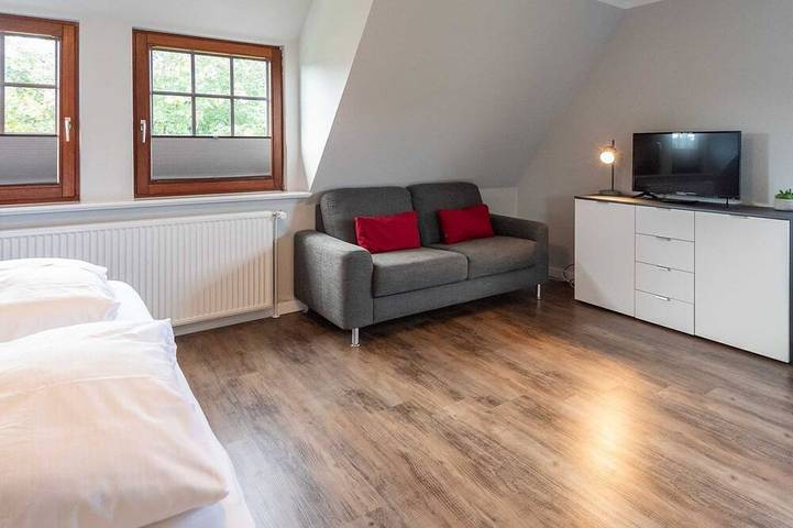 Alt Westerland Hüs - Ferienhaus mit ca. 105 m² Wohnfläche und großem Garten, für in Westerland, Sylt (Gemeinde)
