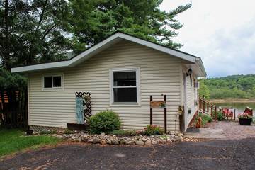 Log Cabin for 4 People in Wisconsin, USA, Photo 3