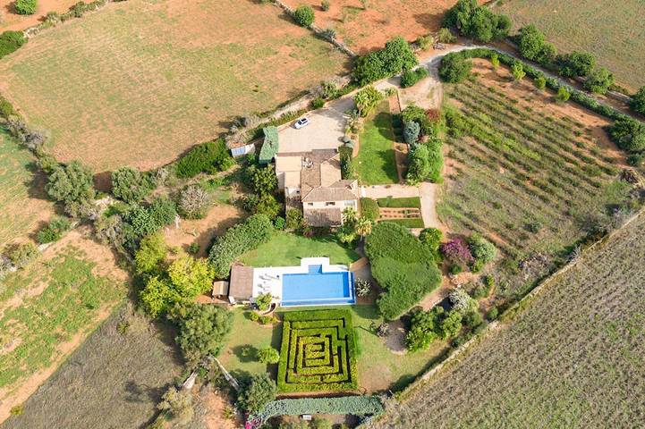 Finca für 8 Personen, mit Terrasse und Garten in Calonge (Mallorca)