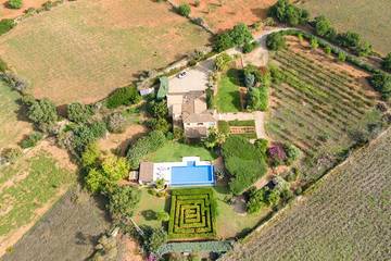 Finca für 8 Personen, mit Terrasse und Garten in Calonge (Mallorca)