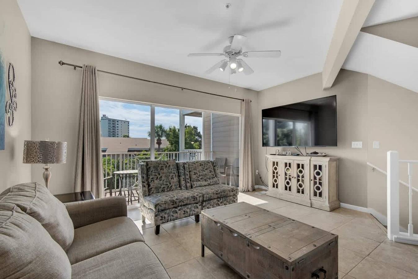 Bright 3Br Townhome Gulf Views   Steps to Beach in Destin, Emerald Coast