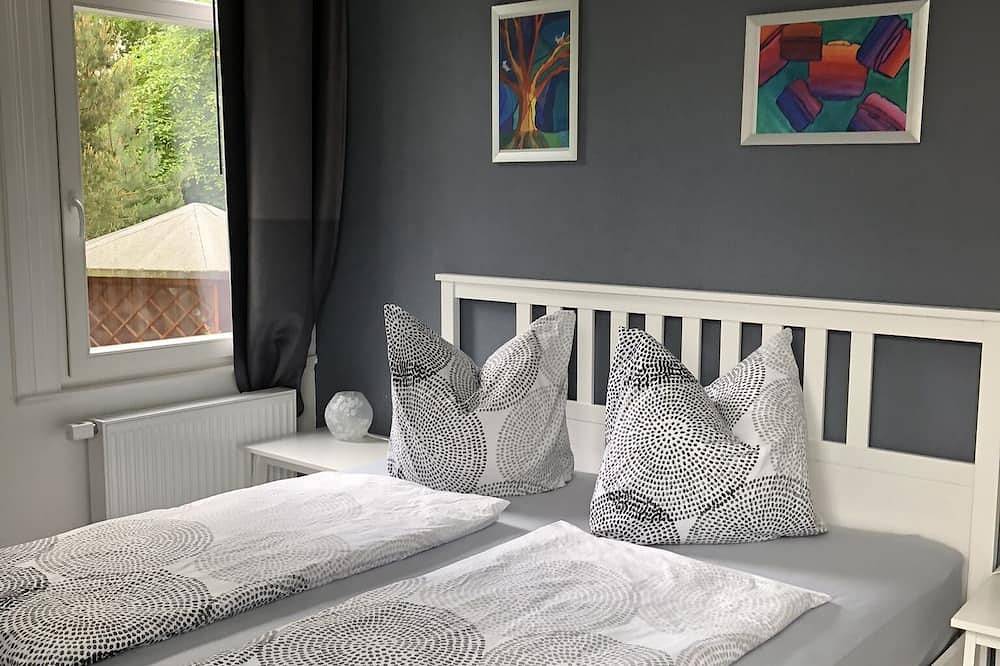 Ganze Wohnung, Moderne Ferienwohnung in alter Villa. Direkt am Thüringer Wald! in Georgenthal, Rennsteig