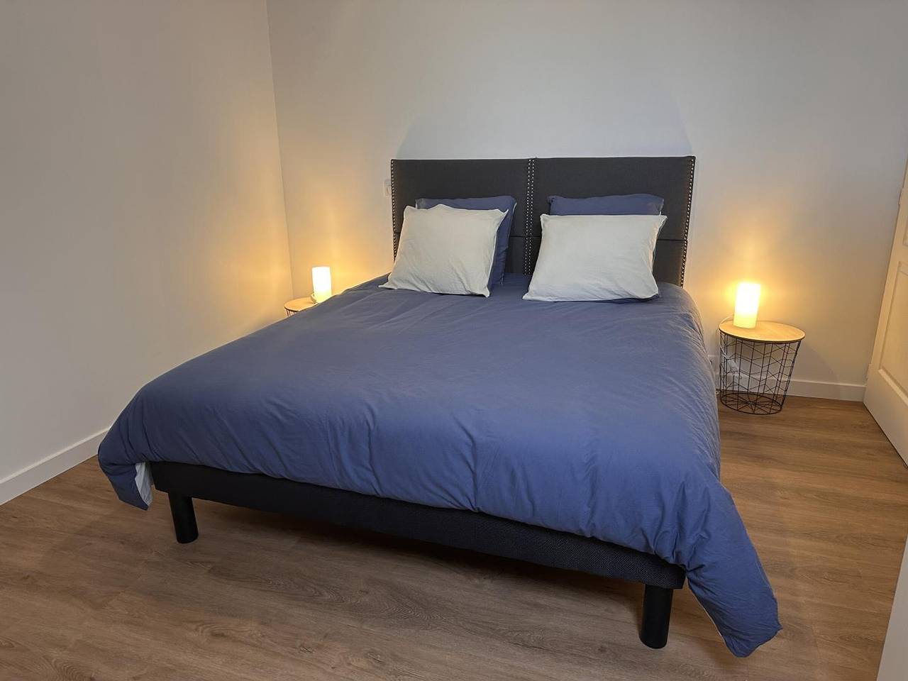 Séjour Nature et Charme, Animaux Bienvenus, Parking et Wifi Inclus in Saint-Bonnet-de-Four, Région de Montluçon