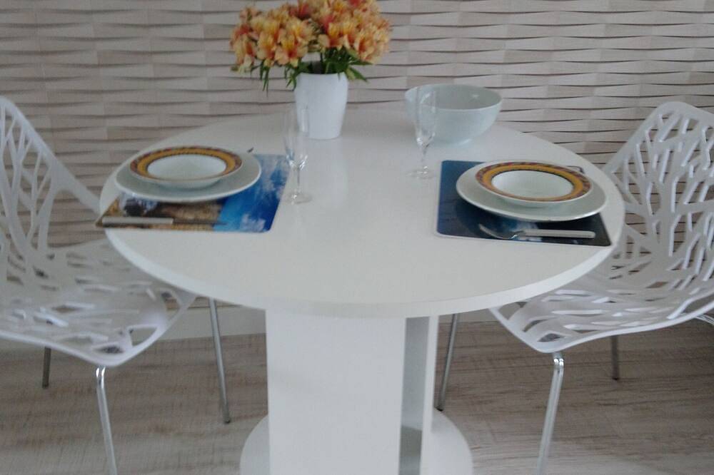 Appartement entier, Bel Appartement ,centre de Roscoff :location du Dimanche au Dimanche in Roscoff, Ceinture Dorée