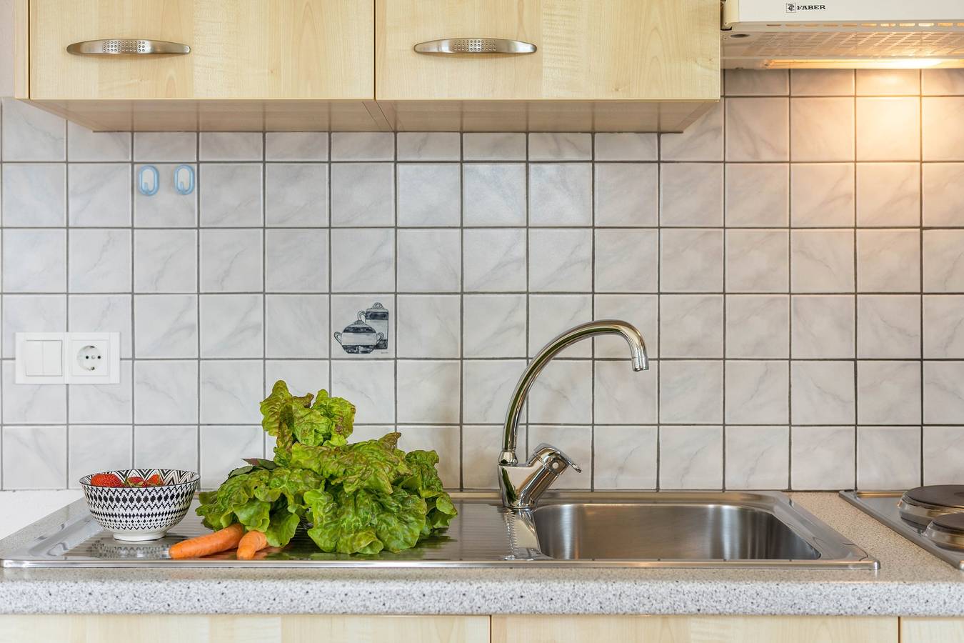 Ganze Wohnung, Ferienwohnung "Woehrmannhof Spinnrad" mit Bergblick, Gemeinschaftsgarten und Wlan in Tschiffnon, Feldthurns