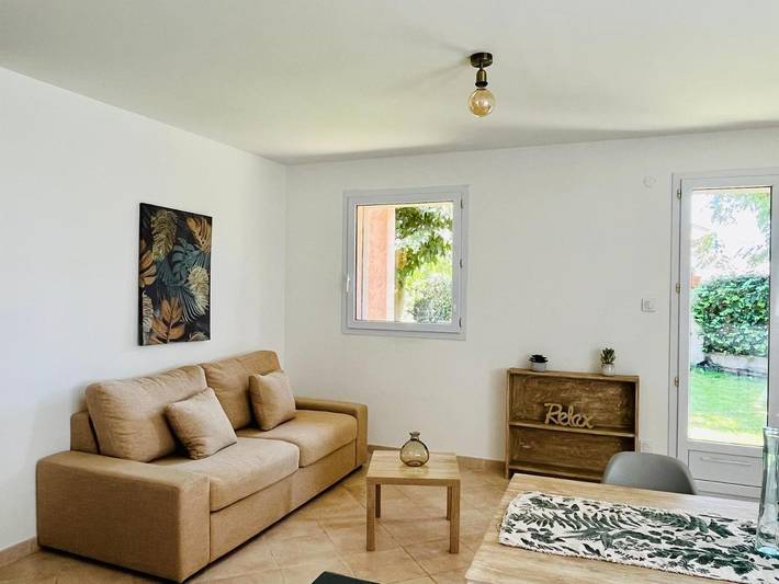 Apartamento de vacaciones para 4 personas, con vistas y jardín - 1