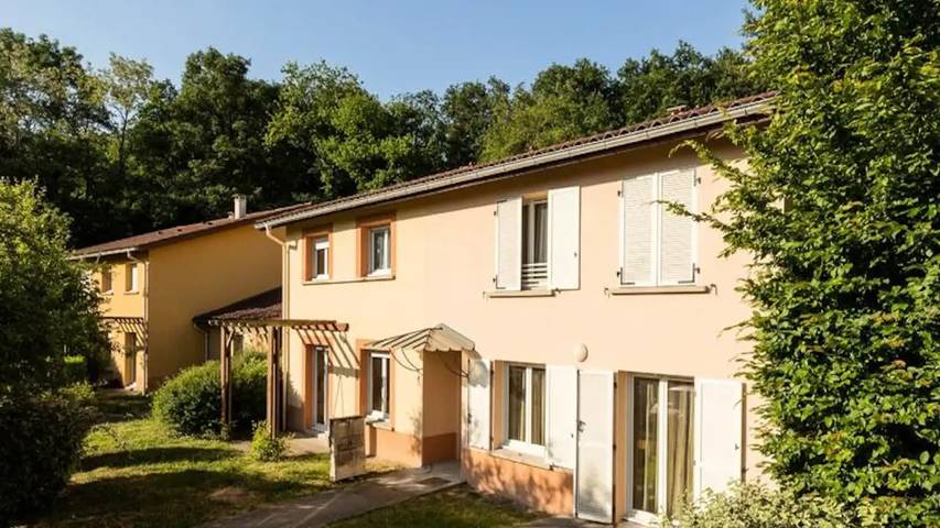 Gîte pour 7 personnes, animaux acceptés à Lissieu - 4