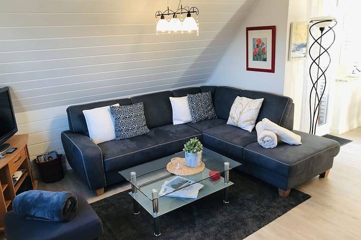 Ganze Wohnung, Ferienhaus Wilhelmine - Wohnung Möwe Og in Greetsiel, Krummhörn
