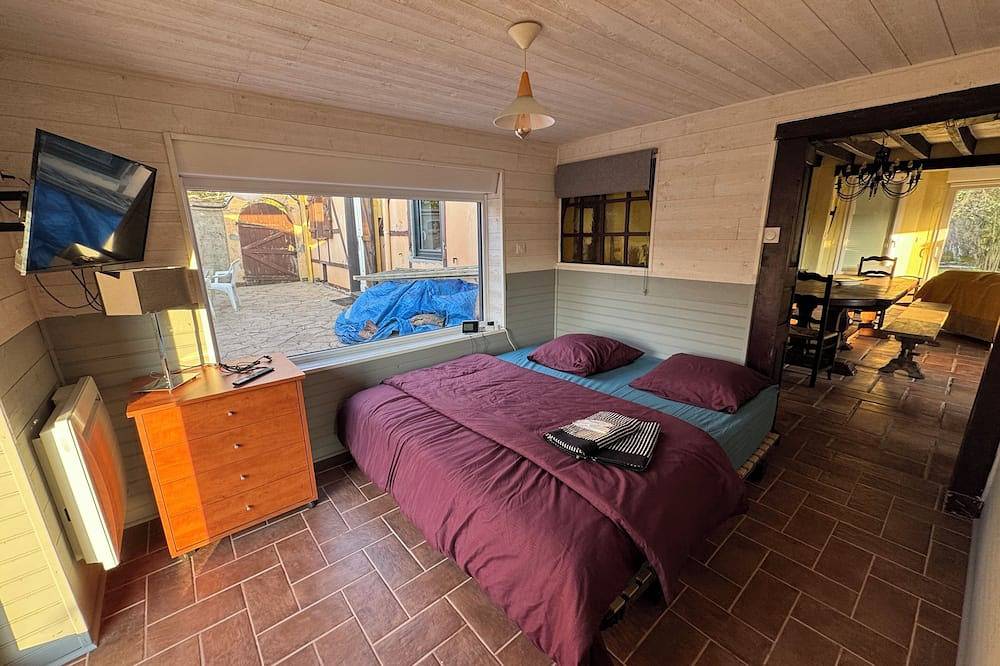 Gîte au coeur du marais Tilques ( île privée) sur 1 hectare in Tilques, Région de Saint-Omer
