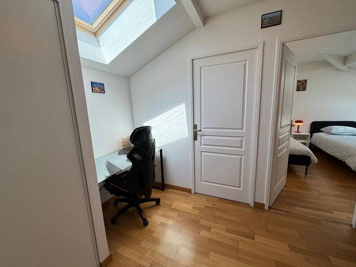 Gîte pour 6 personnes, avec terrasse à Chassieu - 4