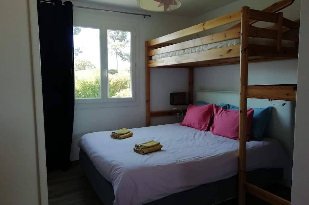 Appartement entier, Le Petit Poisson Gîte Vélos linge ménage inclus, € petit-déjeuner in Gujan-Mestras, Région d'Arcachon