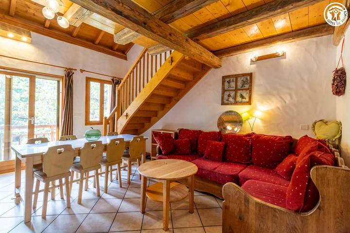 Gîte pour 8 personnes, avec balcon, animaux acceptés