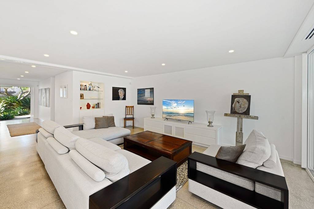 North Avoca Chill Out - Beachside Haven in North Avoca, New South Wales