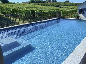 Chambre d’hôte pour 3 personnes, avec piscine et terrasse à La Morra