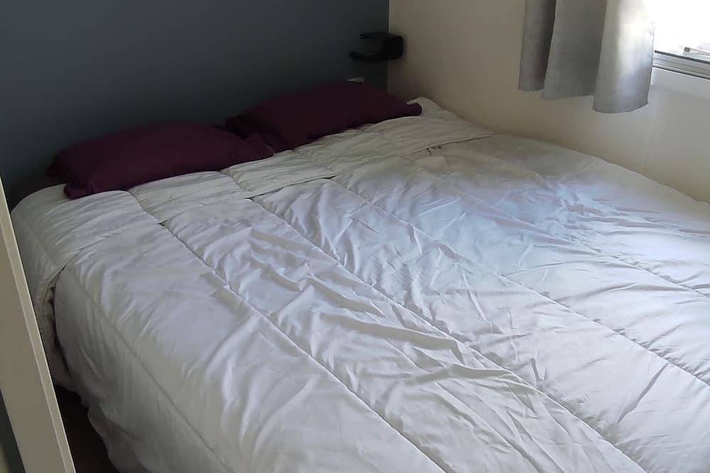 3 bedroom mobile home in Normandy. Plage at 2.5 km. in Ouistreham, Caen region