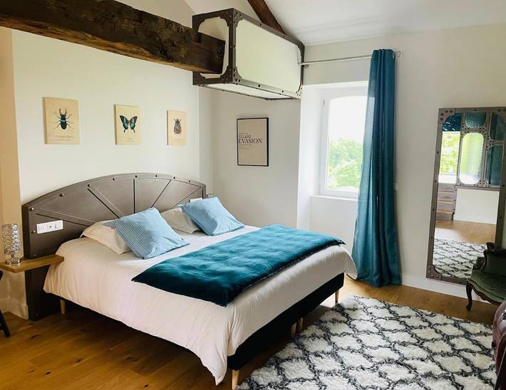 Location de vacances pour 2 personnes, avec terrasse et jardin ainsi que piscine et vue à Saint-Maime-de-Péreyrol - 3