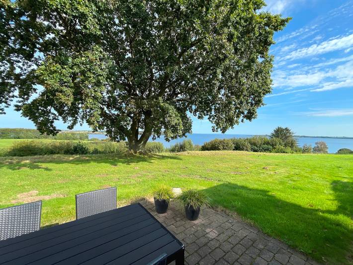 Panoramablick der Extraklasse ! Familienfreundlich. Nah am Strand in schöner, ruhiger Umgebung in Løjt, Apenrade