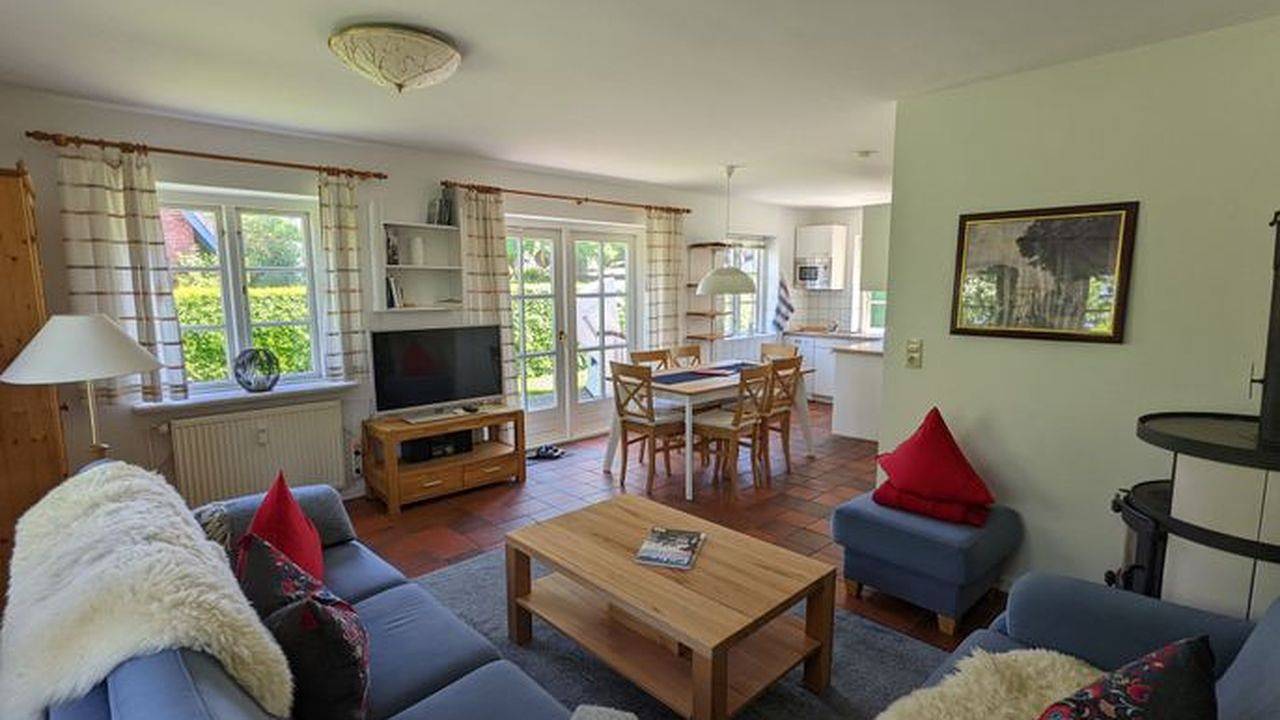 Ganze Ferienwohnung, Ferienwohnung für 6 Personen (95 m²) in Alkersum in Alkersum, Föhr