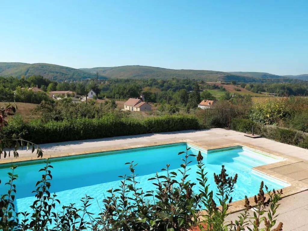 Gîte für 8 Personen mit Pool in Cajarc, Regionaler Naturpark Causses du Quercy