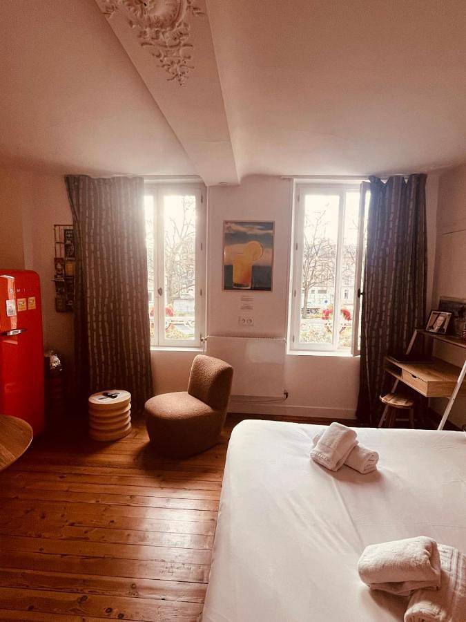 Villa Robs - Appartements tout confort, Tv connectée, Haut débit, Localisation idéale - Courts séjours & Affaires in Caen, Région de Caen