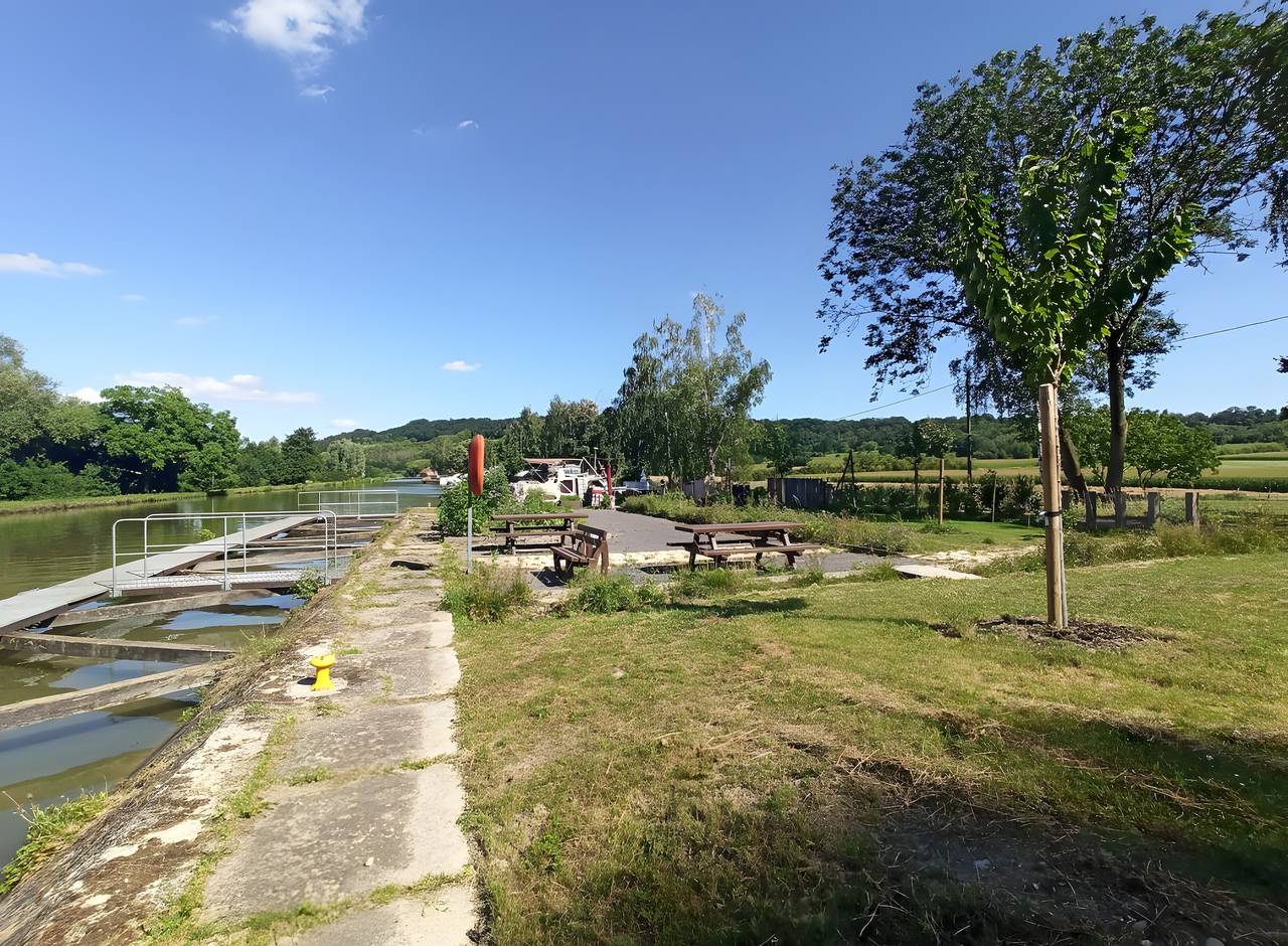 Gîte auf einem Hausboot: Einzigartiges Erlebnis in Elsass in Region Straßburg