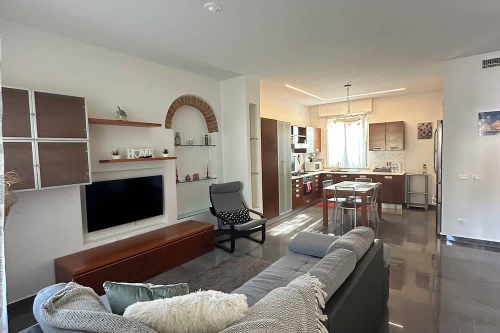 Entire apartment, Loreto-Fiera Apartment in Cremona, Cremona Province