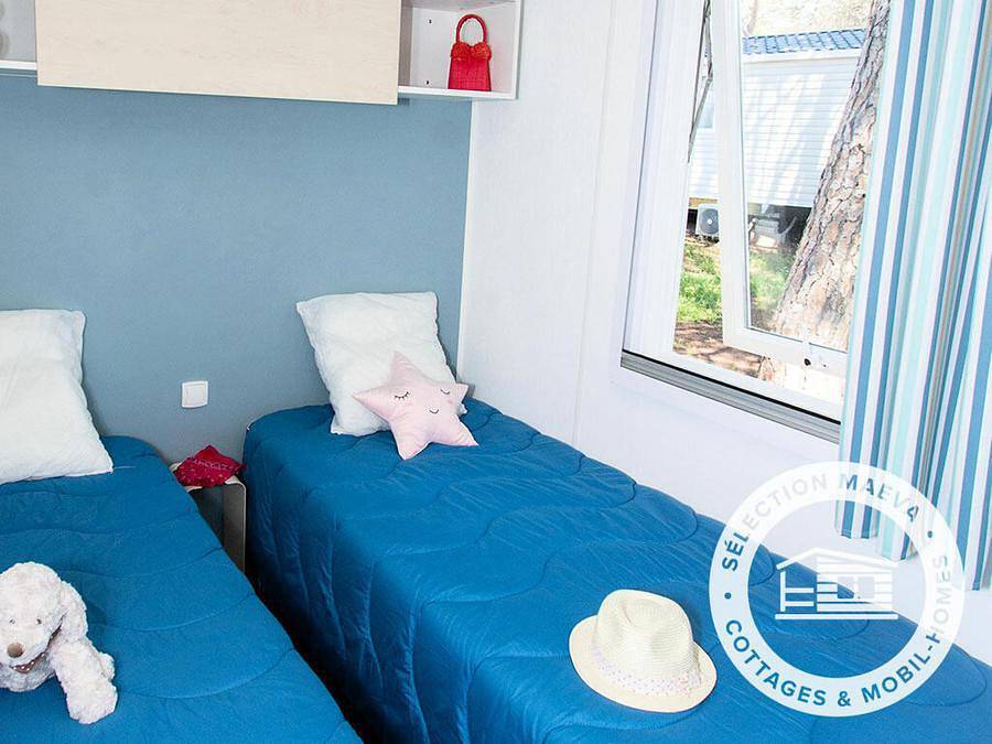 Montana Parc - Oasis Village - Coeur de l'estérel - Mobilhome 8 personas - Lujo 4 Habitaciones 6/8 Personas Aire Acondicionado + Tv in Puget-sur-Argens, Region de Draguignan