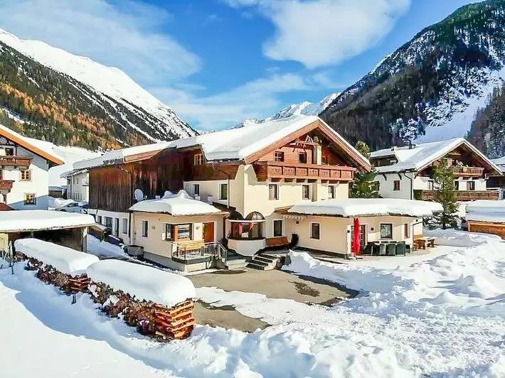 Ferienwohnung für 8 Personen, mit Garten, mit Haustier im Ötztal
