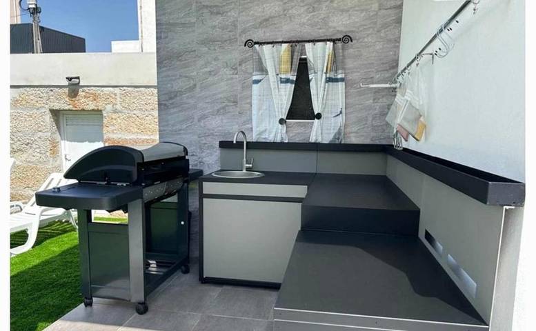 Gîte pour 8 personnes, avec piscine ainsi que jardin et jacuzzi à Valpaços - 4